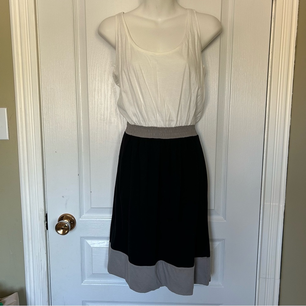 Old Navy Dress Women White/Black/ Gray Small Sleeveless